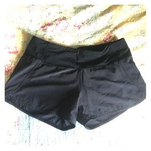 Speed up short 2.5’ size 8 Black